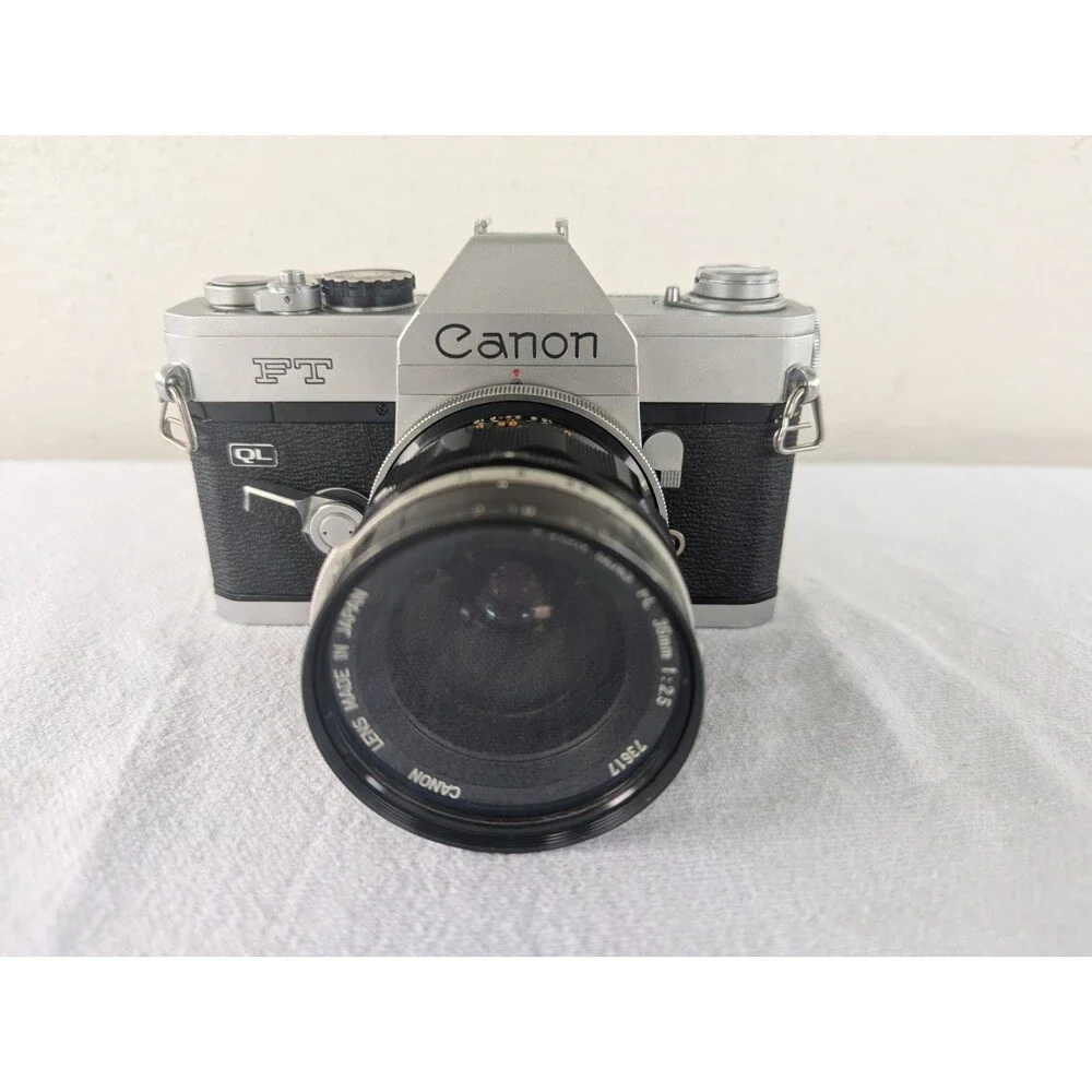 VTG Canon FT QL 35MM SLR Camera w Canon FL 35MM F/2.5 Lens, Case, Toshiba Filter